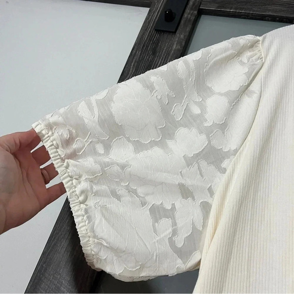 Super Soft by Torrid Rib Knit Faux Wrap Top Lace Sleeves Cream Women's 5X NWOT - Picture 6 of 7